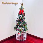5ft artificial Christmas tree with LED energy-saving lights, including 109 pendant tree skirts and guardrails - Image 4